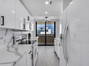 2555 Collins Ave 2200, Miami Beach FL 33140