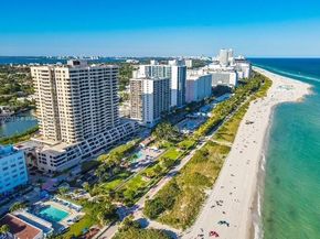 2555 Collins Ave 2200, Miami Beach FL 33140