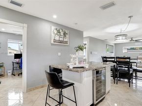 8540 NW 182nd St, Hialeah FL 33015