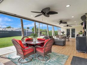 8540 NW 182nd St, Hialeah FL 33015