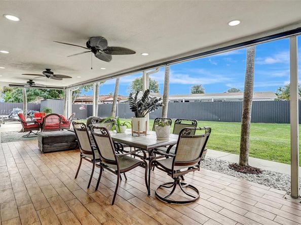 8540 NW 182nd St, Hialeah FL 33015