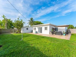 13711 Madison St, Miami FL 33176