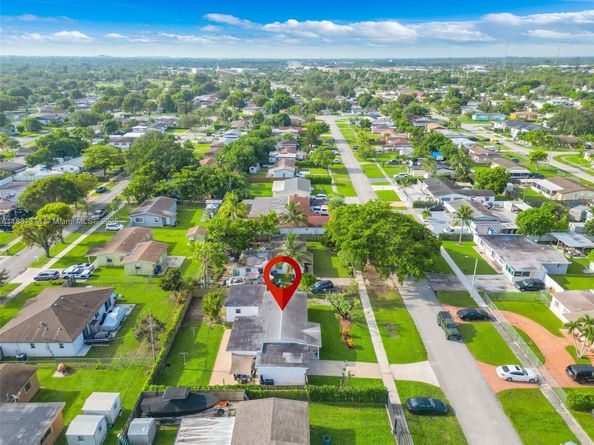 13711 Madison St, Miami FL 33176