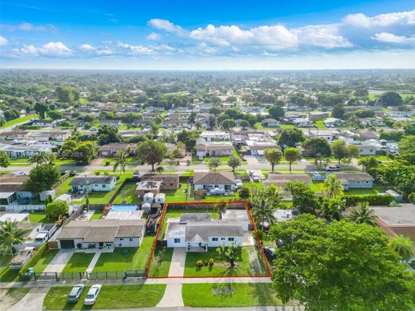 13711 Madison St, Miami FL 33176