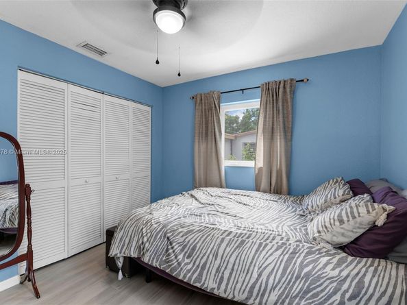 13711 Madison St, Miami FL 33176