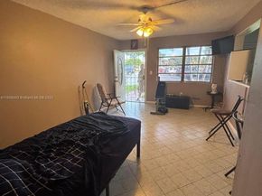 20320 NE 2nd Ave 7, Miami Gardens FL 33179