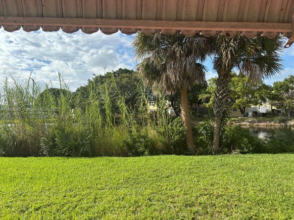 20320 NE 2nd Ave 7, Miami Gardens FL 33179