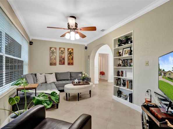 7733 Biltmore Blvd, Miramar FL 33023