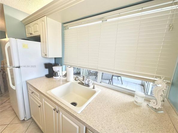 353 S Us Highway 1 E103, Jupiter FL 33477