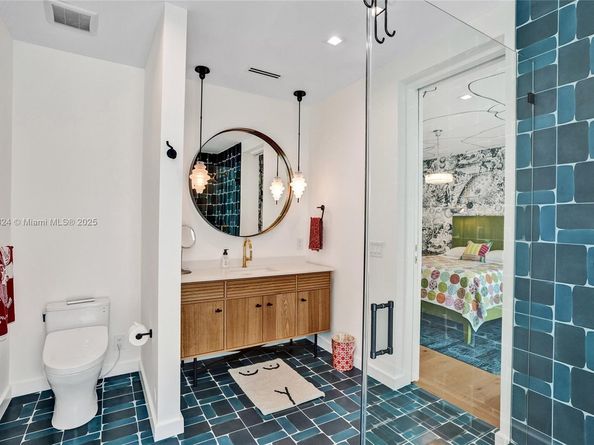 4061 Matheson Ave, Miami FL 33133