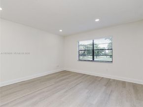 21559 Cypress Hammock Dr 44J, Boca Raton FL 33428