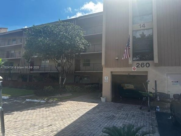 260 NW 76th Ave 203, Margate FL 33063