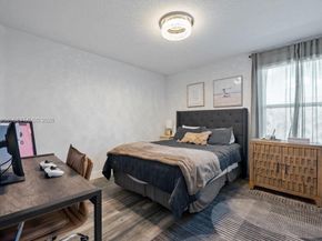 3846 W Gardenia Ave, Weston FL 33332