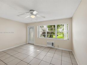 403 Sheffield Q 403, West Palm Beach FL 33417