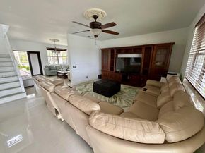 663 Live Oak Ln, Weston FL 33327