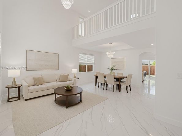 642 SE 37th Pl, Homestead FL 33033