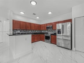 642 SE 37th Pl, Homestead FL 33033