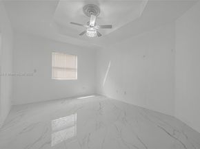 642 SE 37th Pl, Homestead FL 33033