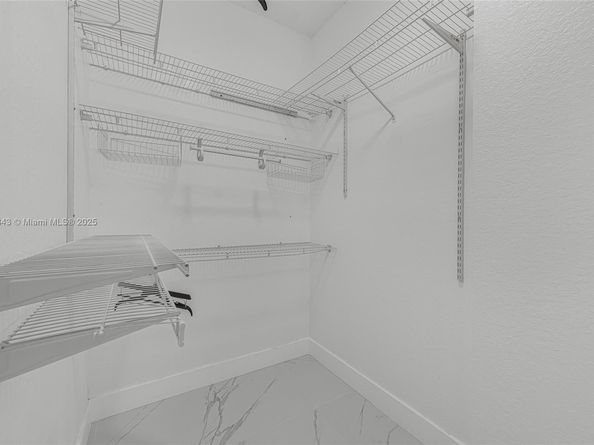 642 SE 37th Pl, Homestead FL 33033