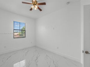 642 SE 37th Pl, Homestead FL 33033