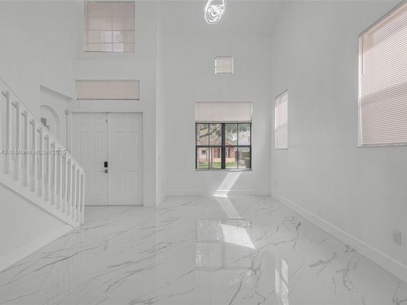 642 SE 37th Pl, Homestead FL 33033