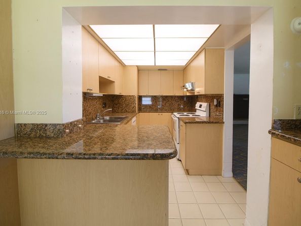 6760 SW 48th St, Miami FL 33155