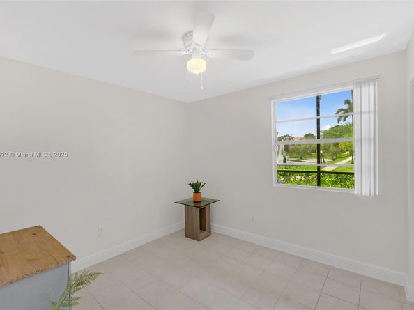 1257 SW 46th Ave 1811, Pompano Beach FL 33069