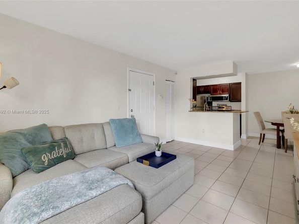 1257 SW 46th Ave 1811, Pompano Beach FL 33069