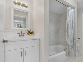 1257 SW 46th Ave 1811, Pompano Beach FL 33069