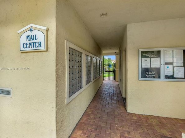 1257 SW 46th Ave 1811, Pompano Beach FL 33069