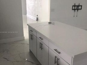 5531 NW 188th St, Miami Gardens FL 33055