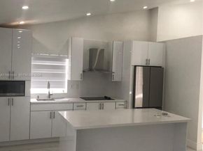 5531 NW 188th St, Miami Gardens FL 33055