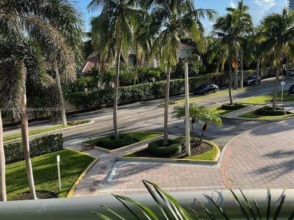 19380 Collins Ave 224, Sunny Isles Beach FL 33160