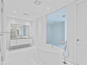 700 NE 26th Ter 4903, Miami FL 33137