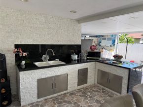 6553 SW 148th Ct, Miami FL 33193