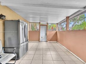 9900 SW 12 st, Pembroke Pines FL 33025