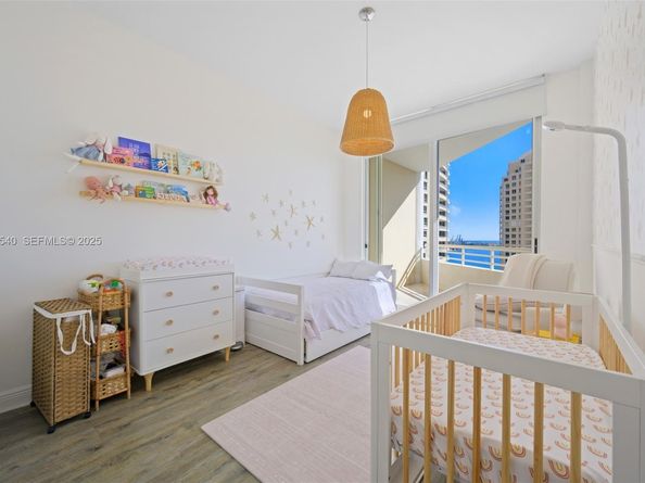 888 Brickell Key Dr 2909, Miami FL 33131