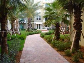 2421 NE 65th St 403, Fort Lauderdale FL 33308