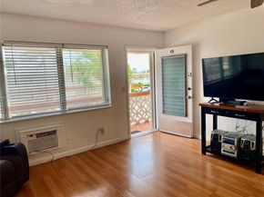820 SW 11th Ave 15B, Hallandale Beach FL 33009