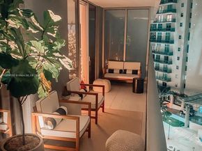 1300 Brickell Bay Dr 806, Miami FL 33131