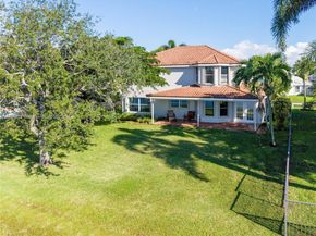 17516 NW 7th St, Pembroke Pines FL 33029