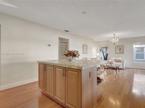 17516 NW 7th St, Pembroke Pines FL 33029