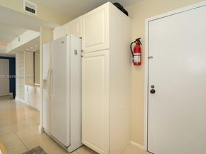 2333 Brickell Ave 1710, Miami FL 33129