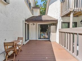 9347 SW 1st St 803, Plantation FL 33324