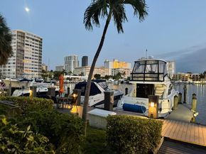 2420 Diana Dr 302, Hallandale Beach FL 33009