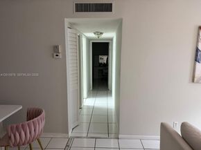 2420 Diana Dr 302, Hallandale Beach FL 33009