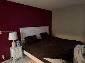 2420 Diana Dr 302, Hallandale Beach FL 33009