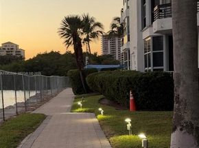 Undisclosed Address #A11963006, Aventura FL 33180