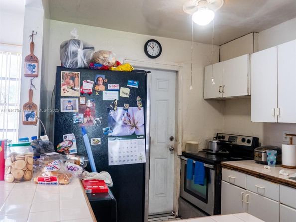 1565 NW 127th St, North Miami FL 33167
