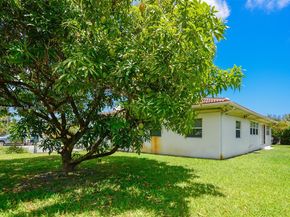 611 SW 8th St, Hallandale Beach FL 33009
